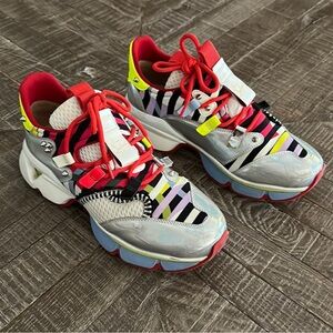 Christian Louboutain Sneakers 👟